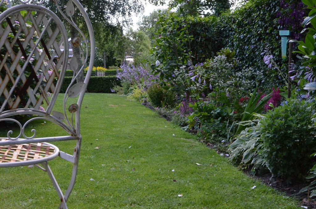 Bloemenhoeve Bed and Breakfast Birdaard Buitenkant foto