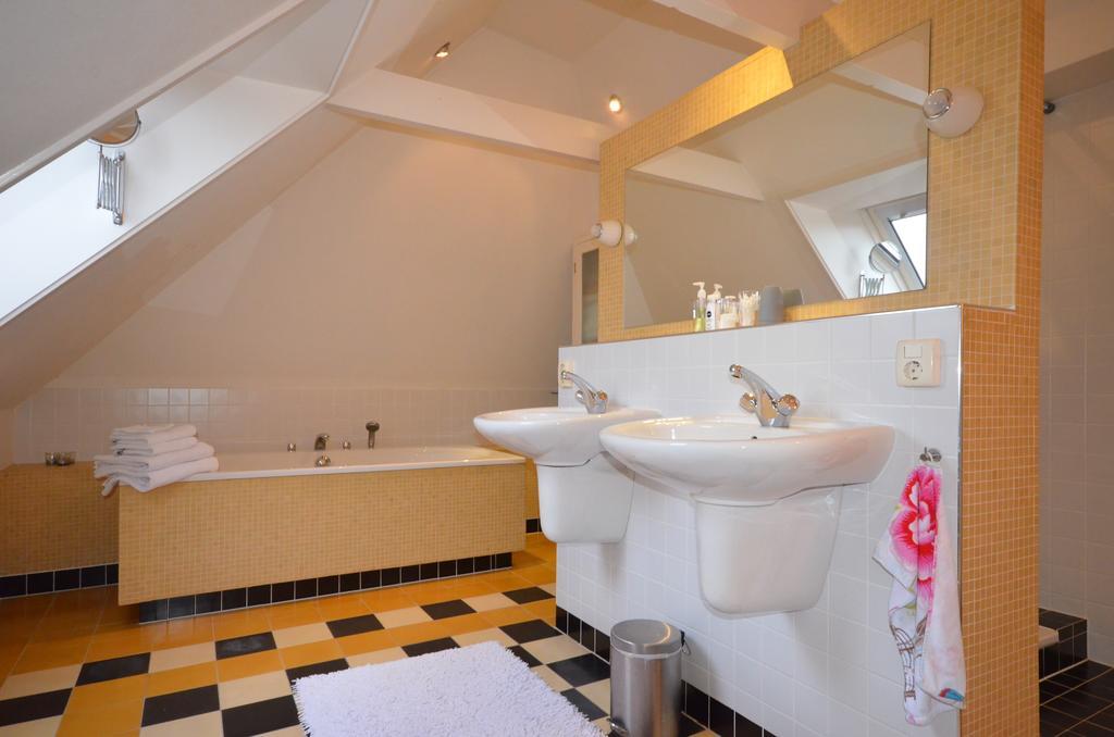 Bloemenhoeve Bed and Breakfast Birdaard Buitenkant foto